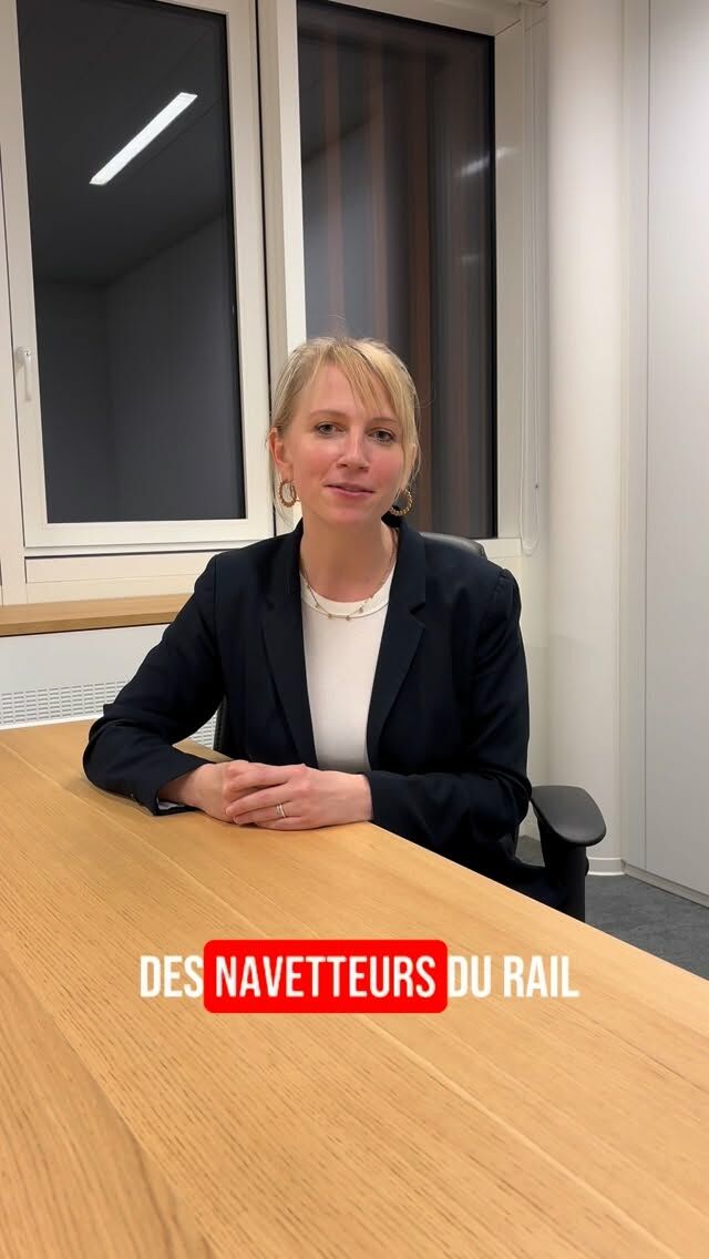 🚆 Toujours n’est pas toujours rose sur le rail, mais enfin une lueur d’espoir pour les gares et les usagers du rail de notre province

Après des discussions difficiles au Parlement wallon, les budgets 2026 maintiennent les financements pour les projets de rénovation prévues pour les gares d’Arlon, Marbehan et Marloie.
👉 Après de multiples ambiguités de la part du Ministre dans ce dossier, c’est une annonce de soulagement pour une province trop souvent oubliée (et c’est peu de le dire…) en matière de rail.

👉 Des travaux annoncés, attendus depuis longtemps, qui doivent enfin se concrétiser.
⚠️ La prudence reste de mise.
Nous continuerons à nous battre, à rester vigilants et exigeants vis-à-vis du Gouvernement pour qu’il tienne parole, qu’il lance réellement ces chantiers et surtout qu’il les mène à terme, comme il l’a promis, avant 2029.
🚧 Le rail en Province de Luxembourg a trop souvent accumulé du retard. Cette fois, nous serons au rendez-vous pour contrôler, rappeler et exiger.

#Budget2026 #MobilitéWallonie #Train
