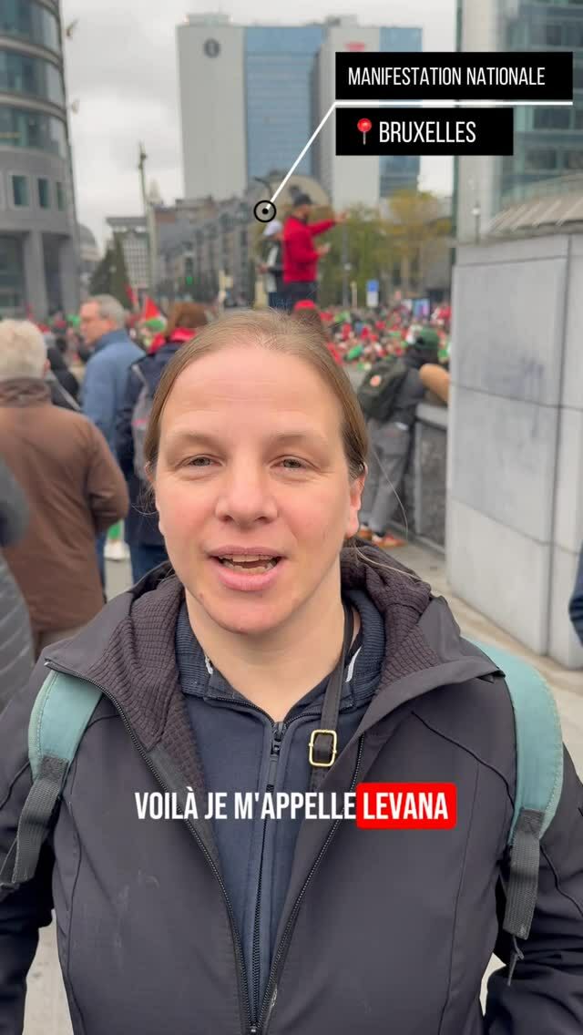 ❤️ Lévana, aidante proche et maman d’une petite fille en situation de handicap, exclue du chômage 

🗣️ Il y a quelques mois, Lévana, maman d’une petite Ylona atteinte de la maladie rare de Hadds, et porteuse de handicaps psycho-moteurs témoignait de la situation sociale à laquelle elle est confrontée et souhaitait faire entendre sa voix, comme tous les aidants-proches concernés, par l’exclusion du chômage. 

Jusqu’ici, ses allocations de chômage lui permettaient de subvenir à leurs besoins tout en restant auprès d’elle.

⚠️ Avec la réforme de l’Arizona soutenue par le MR et les Engagés, c’est terminé.

📢 Nous avions pourtant alerté le gouvernement il y a des mois sur cette injustice planante pour de nombreuses familles. Depuis, malgré nos signaux d’alerte, rien n’a bougé. 

🤝 Prendre soin d’un proche, c’est en réalité plus qu’un travail. C’est accompagner dans les gestes de la vie quotidienne, répondre à des besoins spécifiques souvent imprévisibles, assurer des déplacements et des suivis médicaux et para-médicaux, gérer aussi des situations émotionnelles et savoir rassurer, ou encore assumer des démarches administratives d’une lourdeur parfois très pénible… Le tout, sans horaires fixes, sans congés, et sans possibilité de « poser le travail » quand l’épuisement se fait sentir.

❌ Malgré cela, la réforme de l’Arizona va bel et bien exclure les aidants-proches. Derrière ces mesures, ce sont pourtant des familles déjà fragilisées qui paient le prix fort : des enfants comme Ylona, des parents comme Lévana, et tout leur entourage.

En Belgique, on estime à 1 million le nombre de personnes qui assument ce rôle d’aidant proche, dans de multiples situations sociales. 

💔 Derrière ces chiffres, il y a des familles, des parents et des enfants qui vivent cette réalité chaque jour.

#AidantsProches #Dignité #RéformeChômage #Solidarité