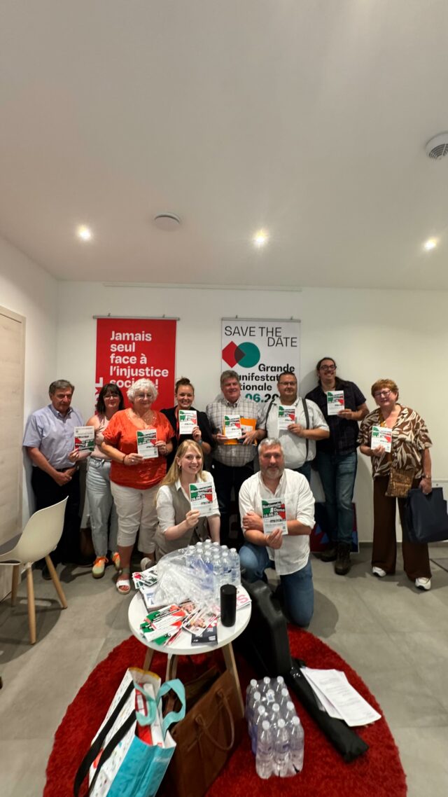 🇧🇪 🇱🇺 Parole sans tabou avec les FRONTALIERS❗️
✅ Toi aussi, tu traverses la frontière pour travailler, comme les 4️⃣5️⃣ 0️⃣0️⃣0️⃣ concernés en Province de Luxembourg❓
🎤Écoute Adrien et Mylaine de l’OGBL sur leurs réalités en matière d’emploi, de mobilité et de santé.
➡️ 💡Si toi aussi, tu veux améliorer la condition des frontaliers, écris-moi en MP ou réagis en commentaire ⤵️
#sanstabou #refondation #terrain #secteurs #frontaliers #mobilite #emploi #sante
Parti Socialiste (PS) PS Lux